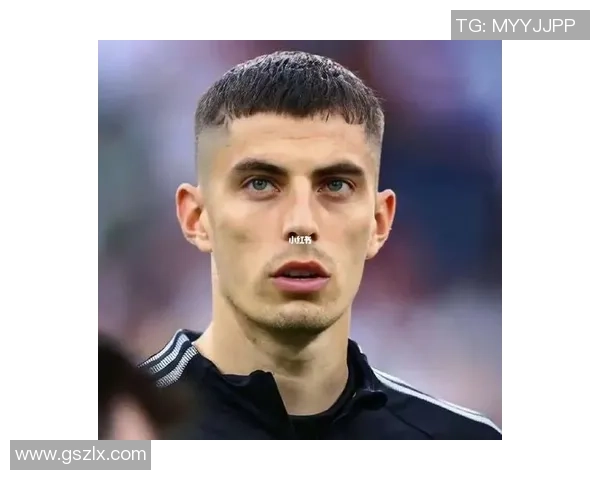 足球球星头像背后的故事 揭秘那些低调却闪耀的球场巨星